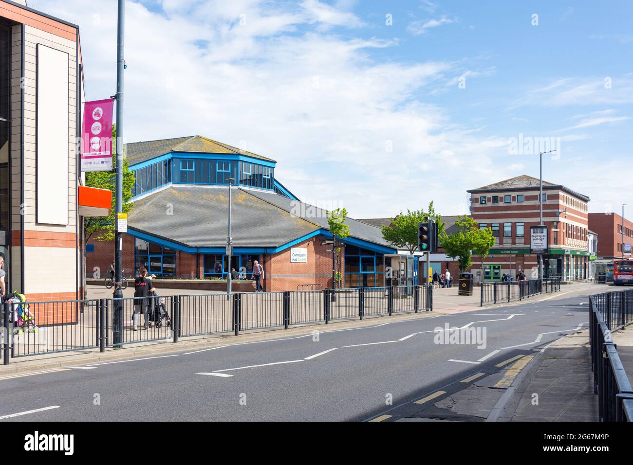 Hartlepool Council Community Hub Central, York Road, Middleton Grange, Hartlepool, County Durham, Inghilterra, Regno Unito Foto Stock