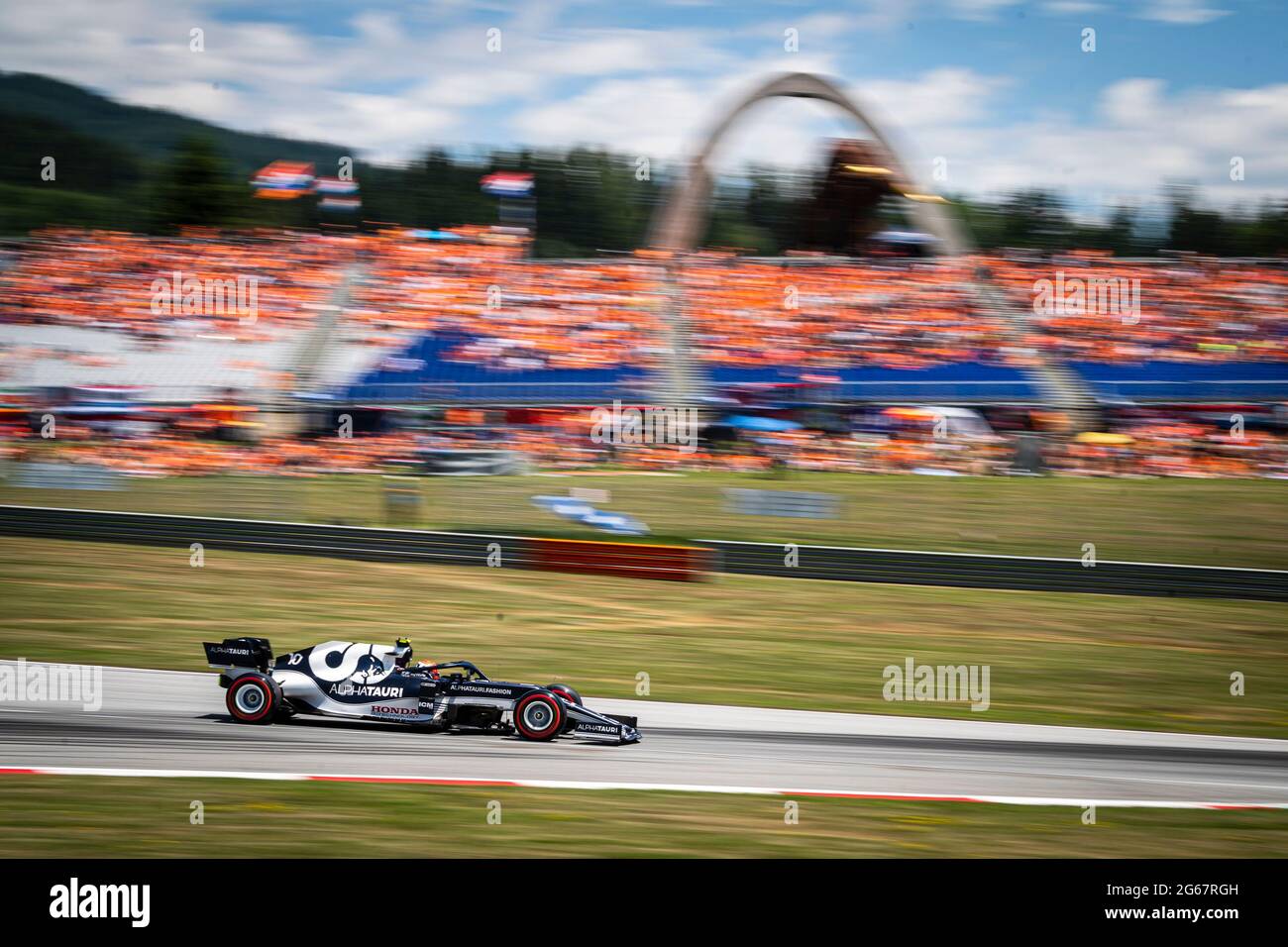 Spielberg, Austria. 03 luglio 2021. Il pilota francese della Scuderia AlphaTauri Honda Pierre Gasly compete durante la terza sessione di prove libere del Gran Premio di F1 austriaco al Red Bull Ring di Spielberg. Credit: SOPA Images Limited/Alamy Live News Foto Stock