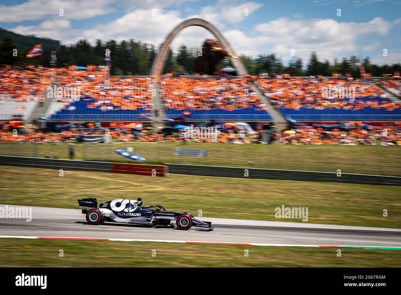 Spielberg, Austria. 03 luglio 2021. Il pilota giapponese della Scuderia AlphaTauri Honda Yuki Tsunoda compete durante la terza sessione di prove libere del Gran Premio di F1 austriaco al Red Bull Ring di Spielberg. Credit: SOPA Images Limited/Alamy Live News Foto Stock