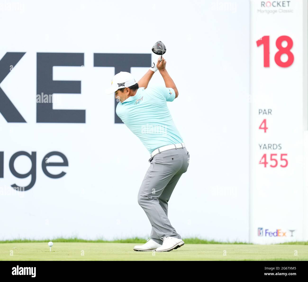 Detroit, Michigan, Stati Uniti. 3 luglio 2021. Sung Kang di Frisco, Texas tee off sulla 18 buche al Rocket Mortgage Classic. Credit: David Donoher/ZUMA Wire/Alamy Live News Foto Stock