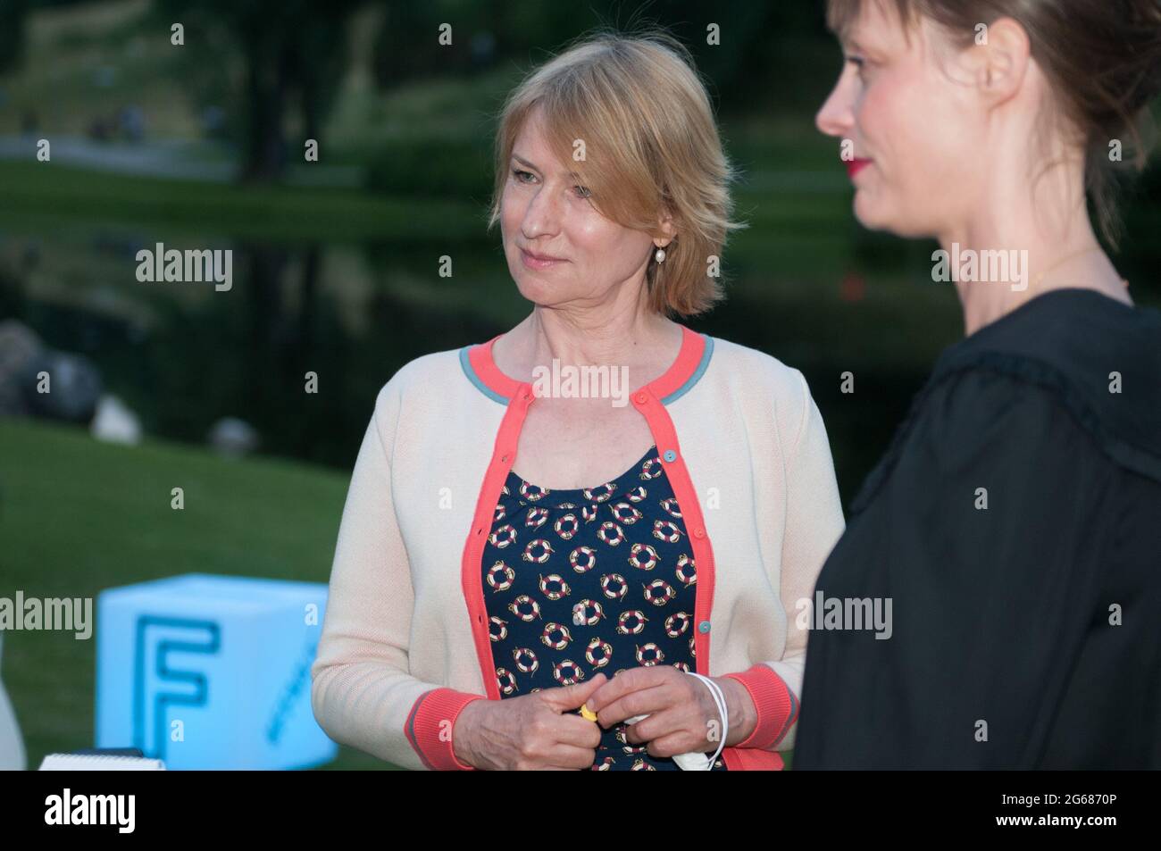 L'attrice Corinna Harfuch e il regista Katharina Marie Schubert hanno visto prima della proiezione del loro film DAS Mädchen MIT DEN GOLDENEN HÄNDEN a Monaco di Baviera Foto Stock