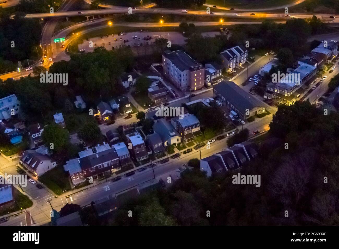 Veduta aerea di Conshohocken Pennsylvania USA al crepuscolo Foto Stock