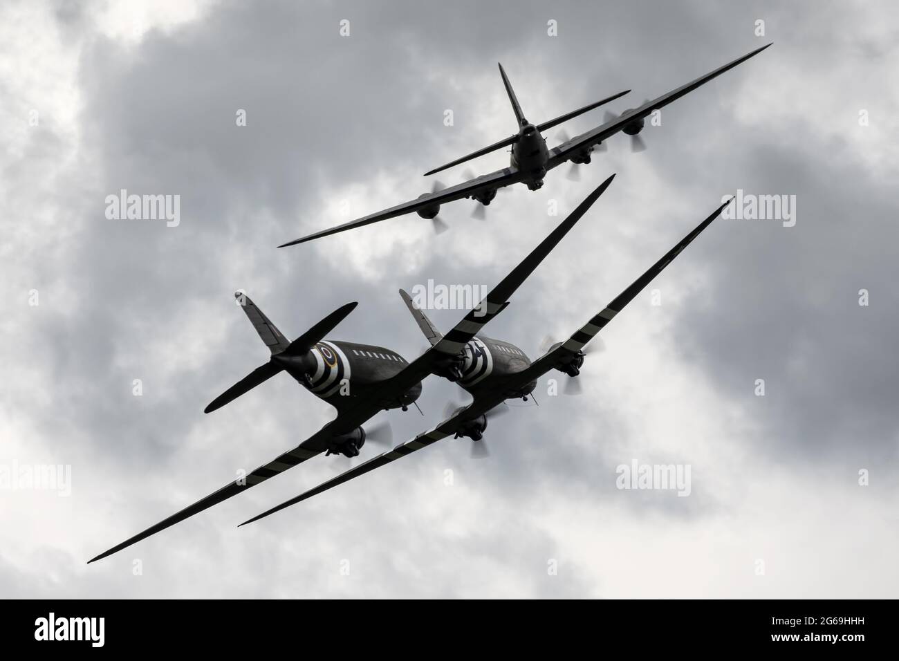 C-47 Dakotas & B-17 Fortezza volante Foto Stock