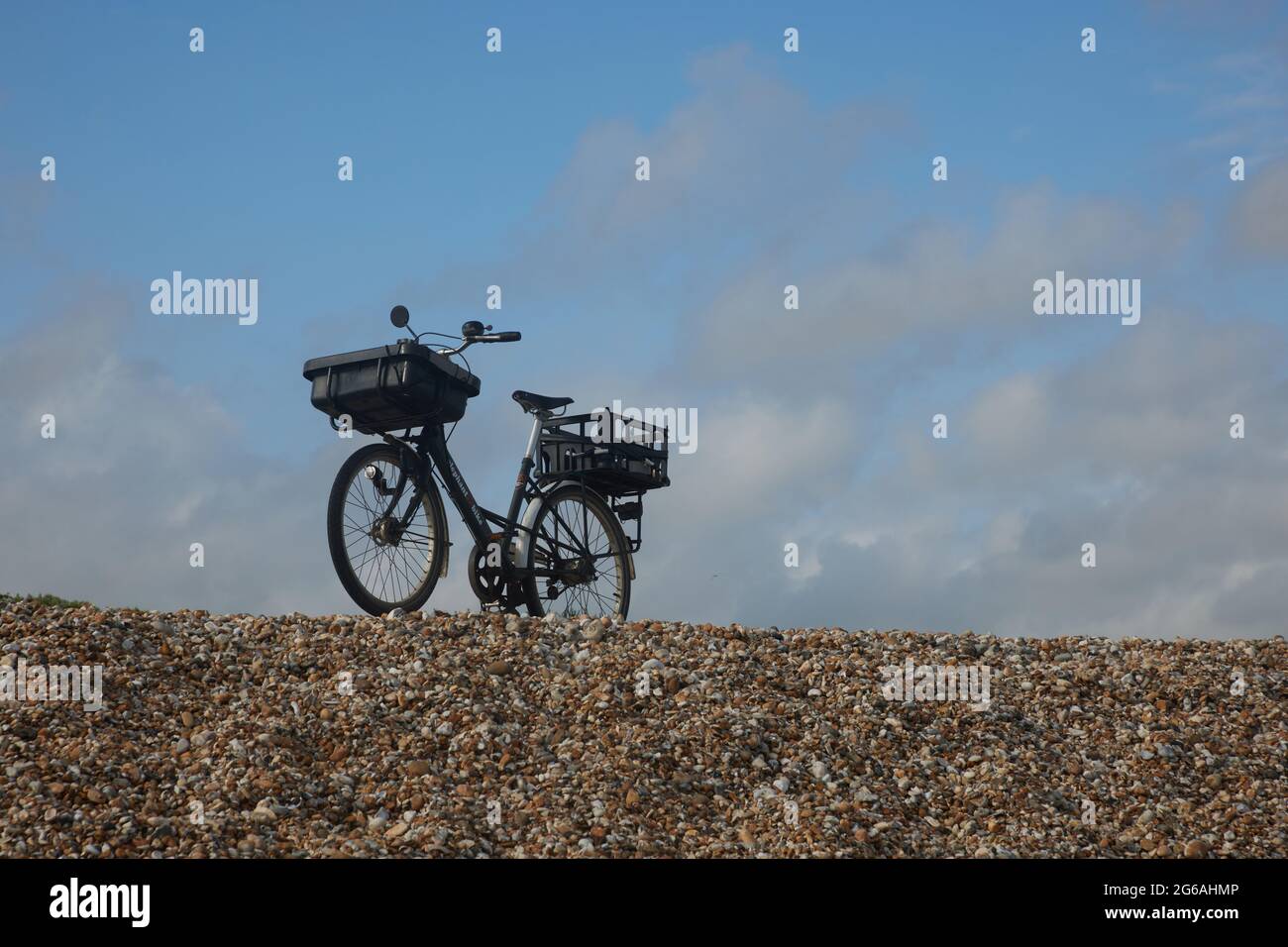 Un ciclo di buona bicicletta, che è una vecchia bici postale reale, amorevolmente restaurato e che vengono spediti gratuitamente al Malawi. Foto Stock