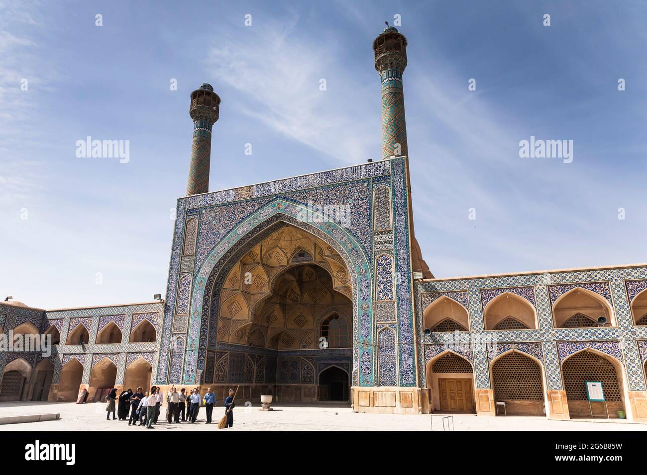 Edificio principale (sala di preghiera) e cortile della moschea del venerdì (moschea di Jameh), Isfahan (Esfahan), Provincia di Isfahan, Iran, Persia, Asia occidentale, Asia Foto Stock