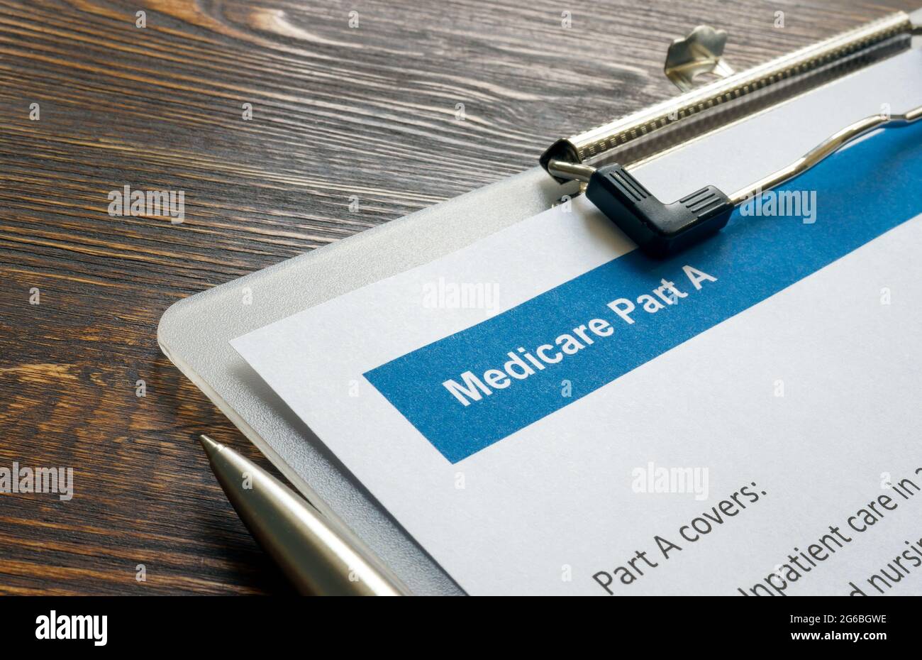 Carte di assicurazione sanitaria su Medicare parte A e penna. Foto Stock