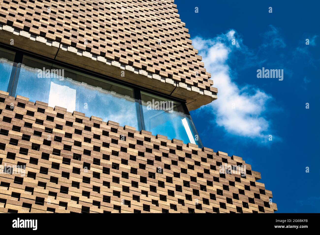 Esterno del Tate Modern Blavatnik Building, Bankside, Londra, Regno Unito Foto Stock