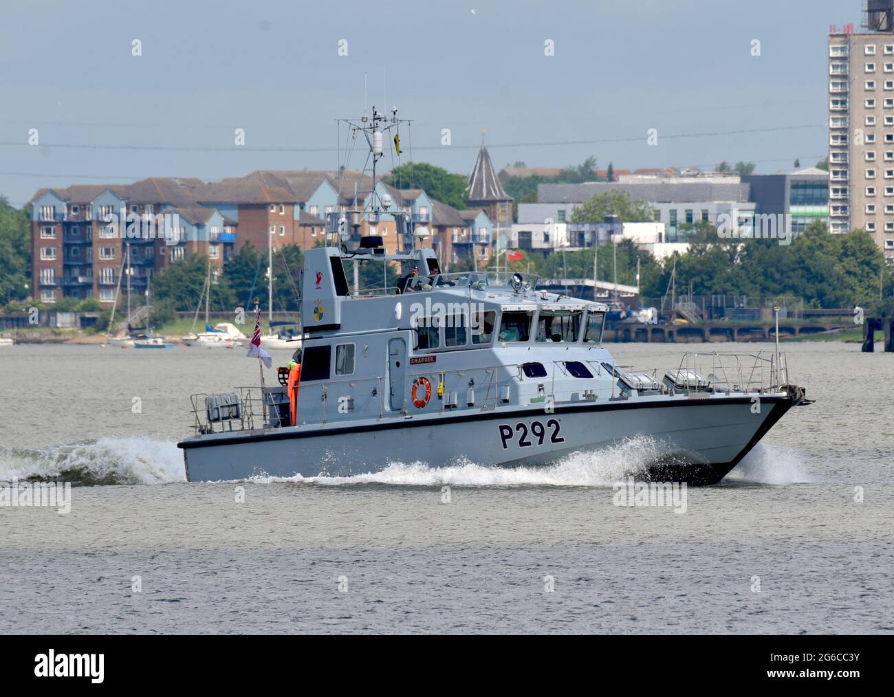 05/07/2021 Gravesend UK dopo aver trascorso la scorsa settimana in esercizio sul Tamigi, HMS Archer e Charger salgono dalla sede centrale della Royal Navy a Londra e sono foto Foto Stock