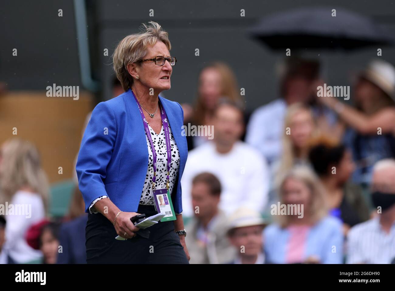 Denise Parnell il settimo giorno di Wimbledon all'All England Lawn Tennis and Croquet Club, Wimbledon. Data immagine: Lunedì 5 luglio 2021. Foto Stock