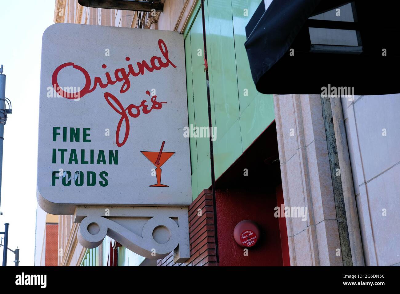 Vista esterna del ristorante originale Joe's Italian American food nel centro di San Jose, California; ristorante informale della Bay Area; fondato nel 1956. Foto Stock
