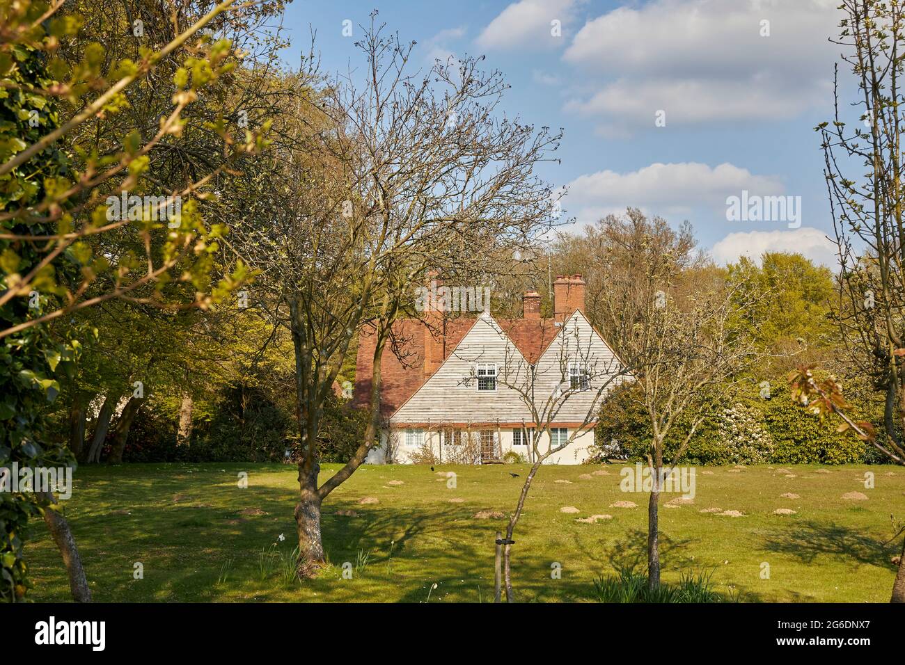 Homewood è una casa di campagna in stile artistico e artigianale a Knebworth, Hertfordshire, Inghilterra, progettata da Sir Edwin Lutyens tra il 1900 e il 3. Foto Stock