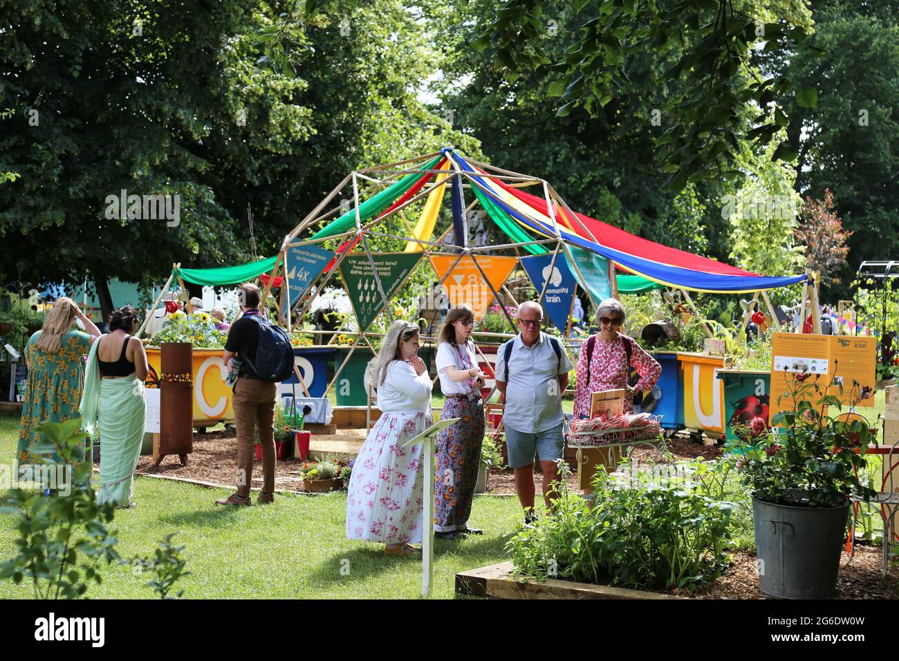 Community Brain's Crop-up, RHS Allootment Feature Garden, RHS Hampton Court Palace Garden Festival 2021, Preview Day, 5 luglio 2021, Londra, Inghilterra, REGNO UNITO Foto Stock