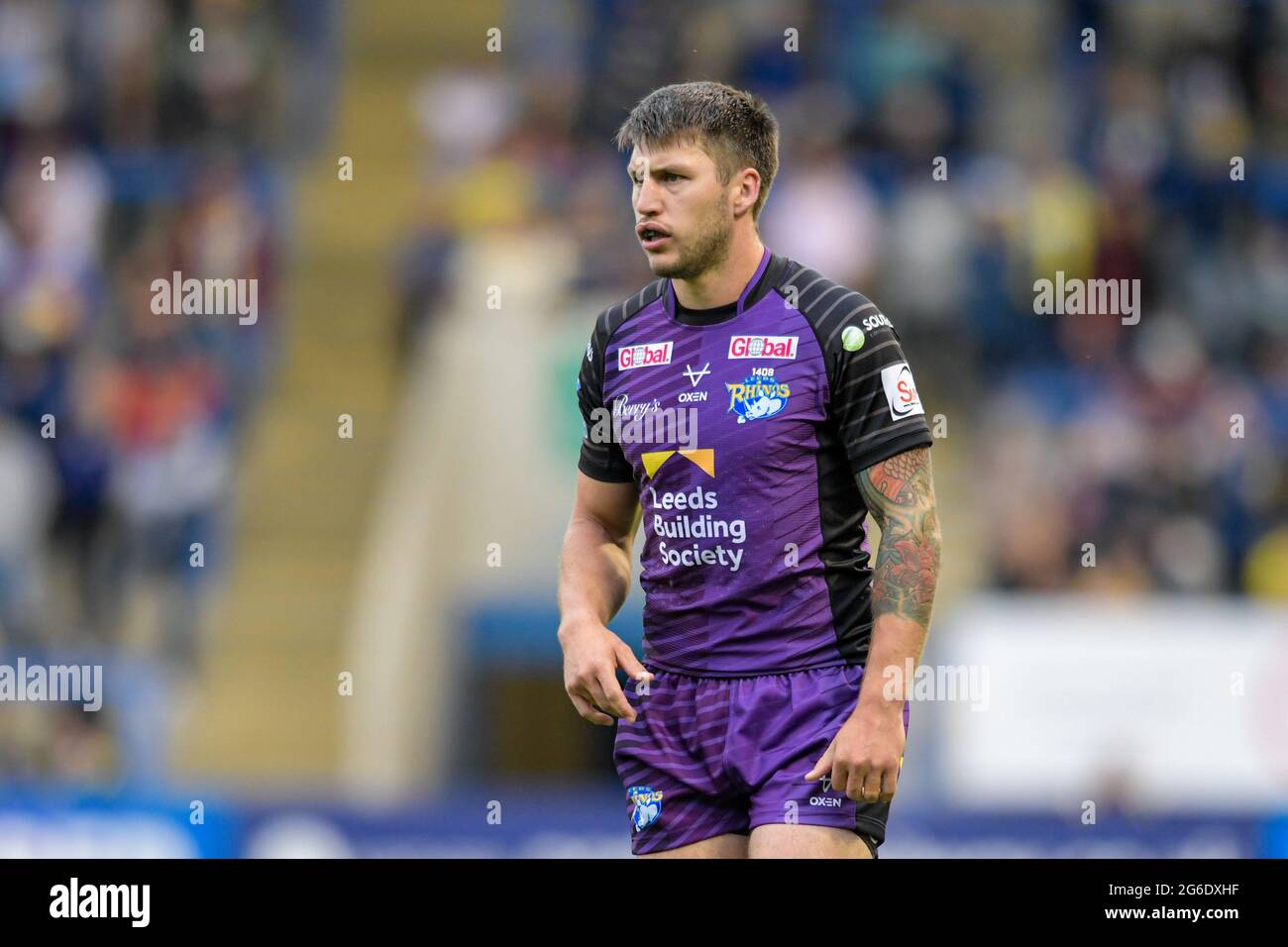 Warrington, Regno Unito. 05 luglio 2021. Tom Briscoe (2) di Leeds Rhinos in azione durante la partita a Warrington, Regno Unito, il 7/5/2021. (Foto di Simon Whitehead/ SW Photo/News Images/Sipa USA) Credit: Sipa USA/Alamy Live News Foto Stock