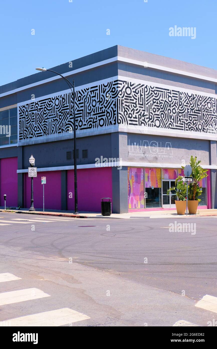 Vista esterna dello spazio artistico Movimiento de Arte y Cultura Latino americana, centro di San Jose, California; MACLA si concentra sulle arti di Chicano e Latino Foto Stock