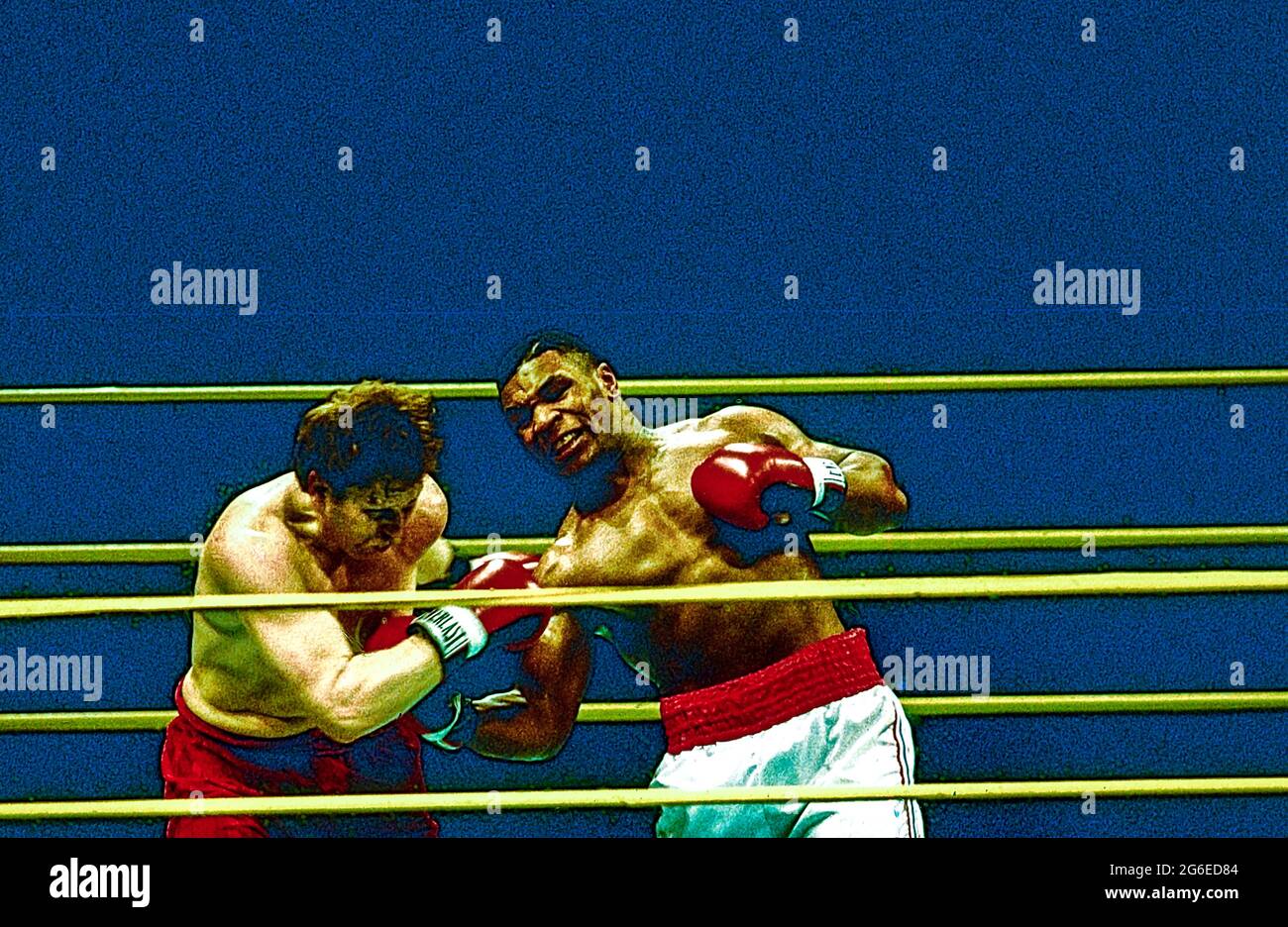 Mike Tyson vs Steve Zouski al Nassau Coliseum il 10 marzo 1986 Foto Stock