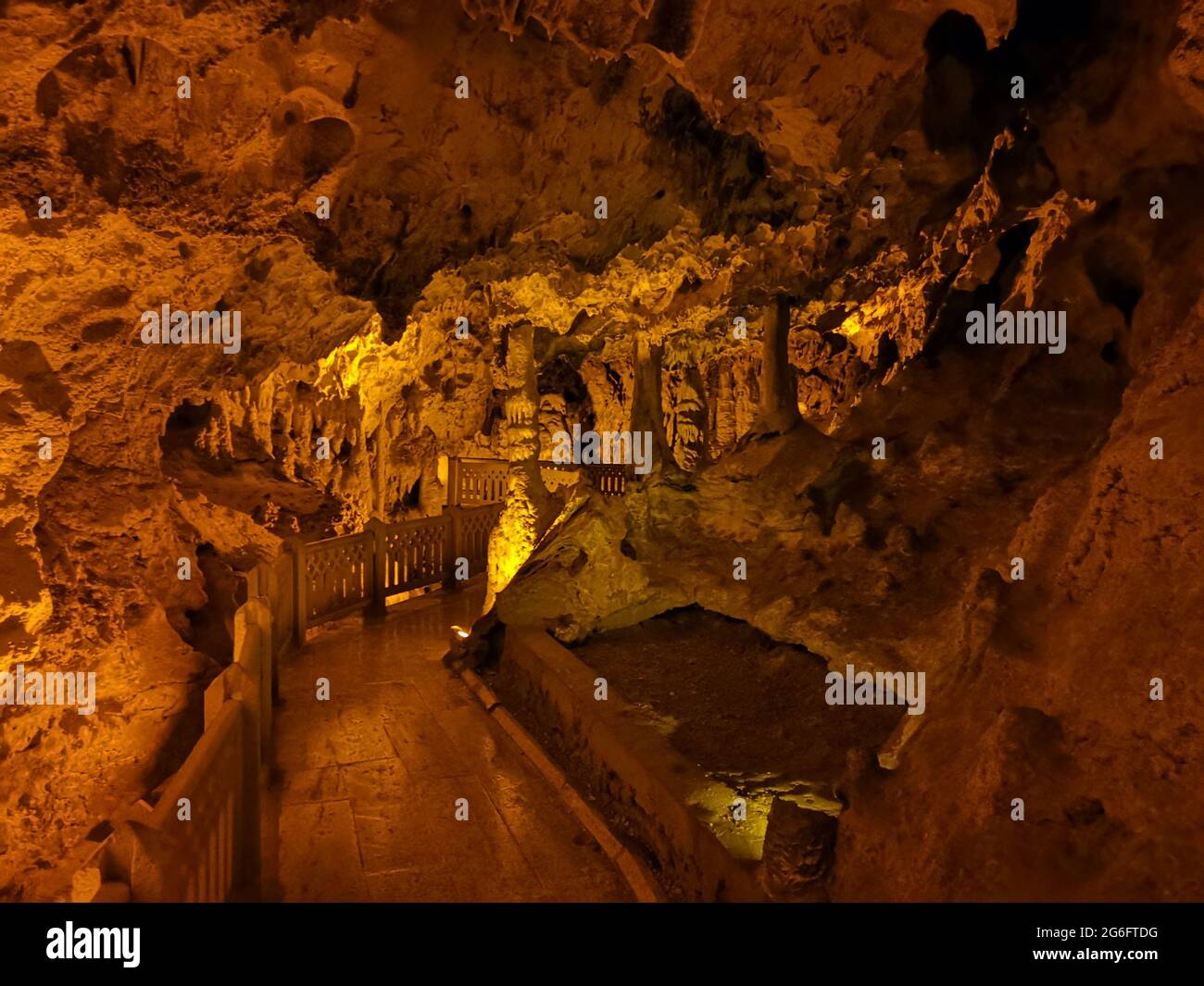 I chiostri nella grotta. Foto Stock
