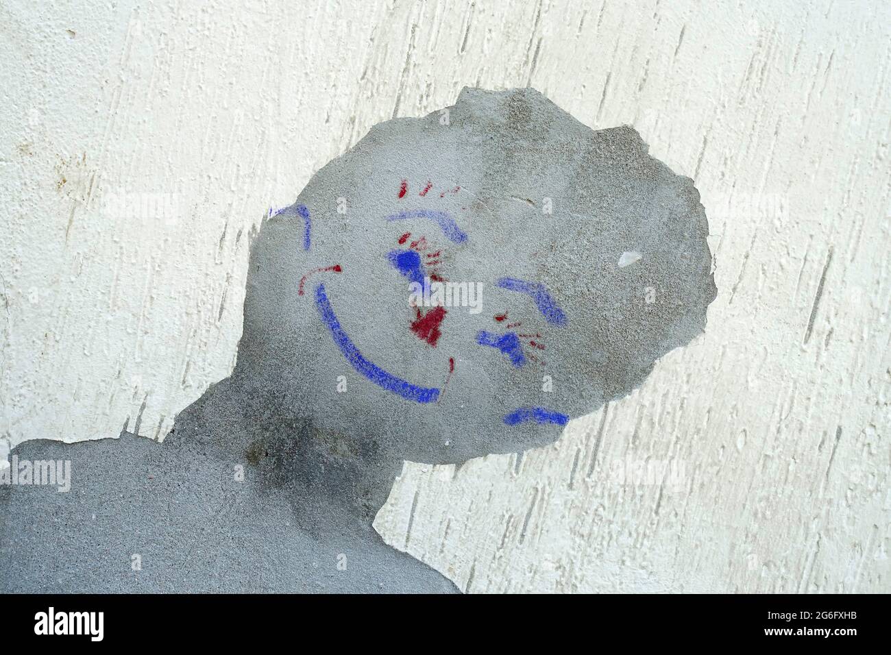 Faccia divertente, facciata a Berlino, Germania Foto Stock