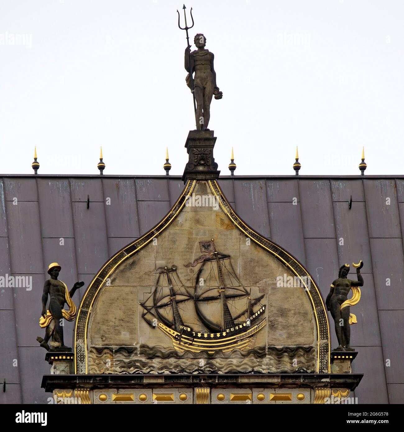 Schuetting, casa delle corporazioni dei commercianti e dei commercianti di Brema, mercato, dettaglio del rivestimento, Germania, Brema Foto Stock