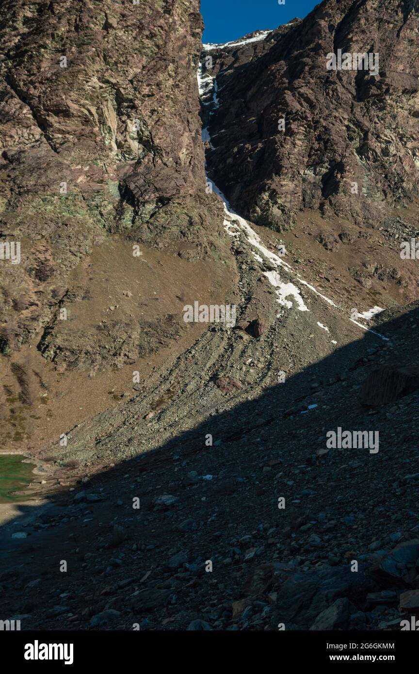 Particolare del paesaggio roccioso del Monte Rosa vicino al lago Blu in Val d'Ayas, Valle d'aosta, italia Foto Stock