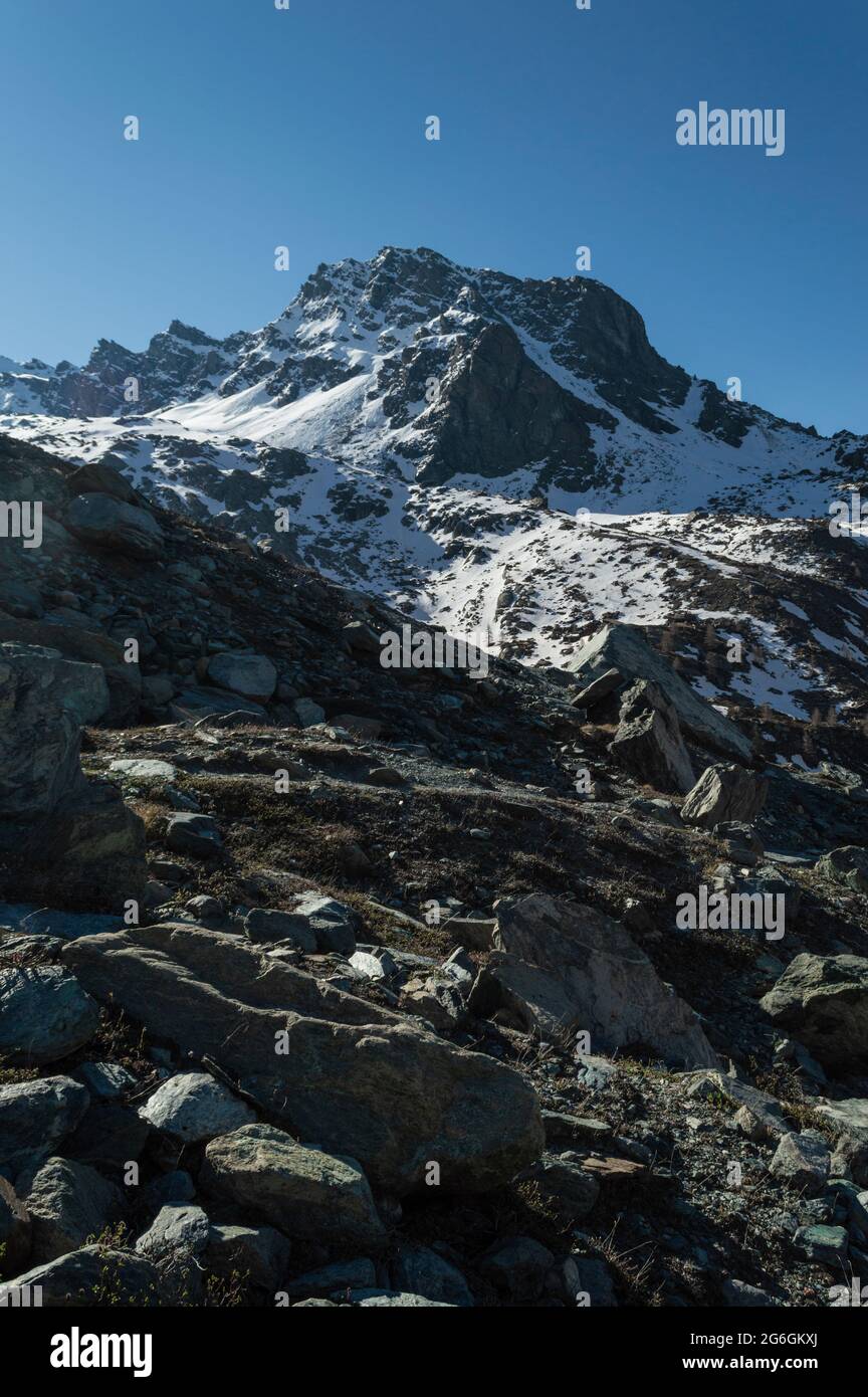 Particolare del paesaggio roccioso del Monte Rosa vicino al lago Blu in Val d'Ayas, Valle d'aosta, italia Foto Stock