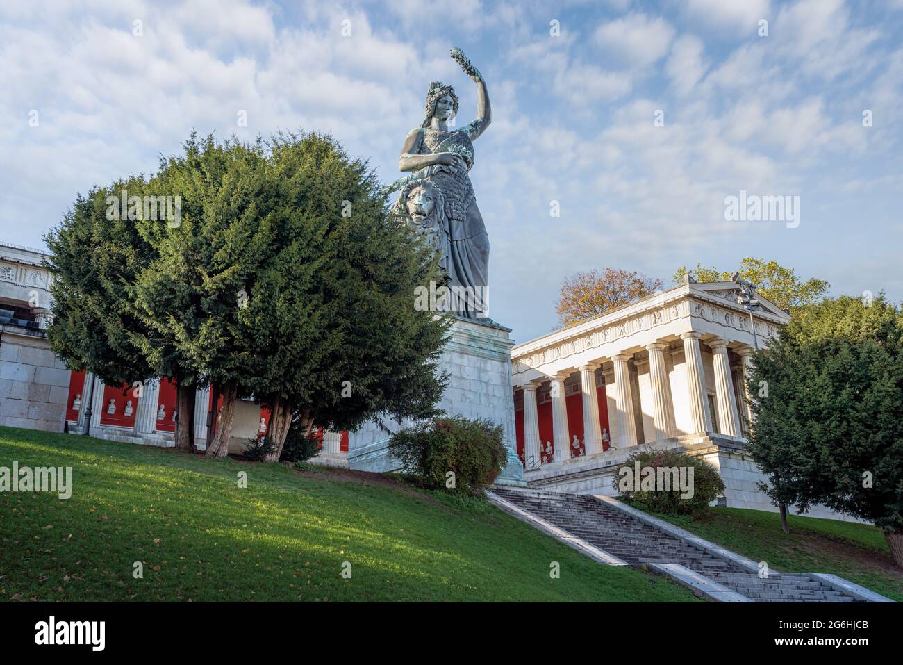 Edificio della Statua di Baviera e della Hall of Fame - Monaco, Baviera, Germania Foto Stock