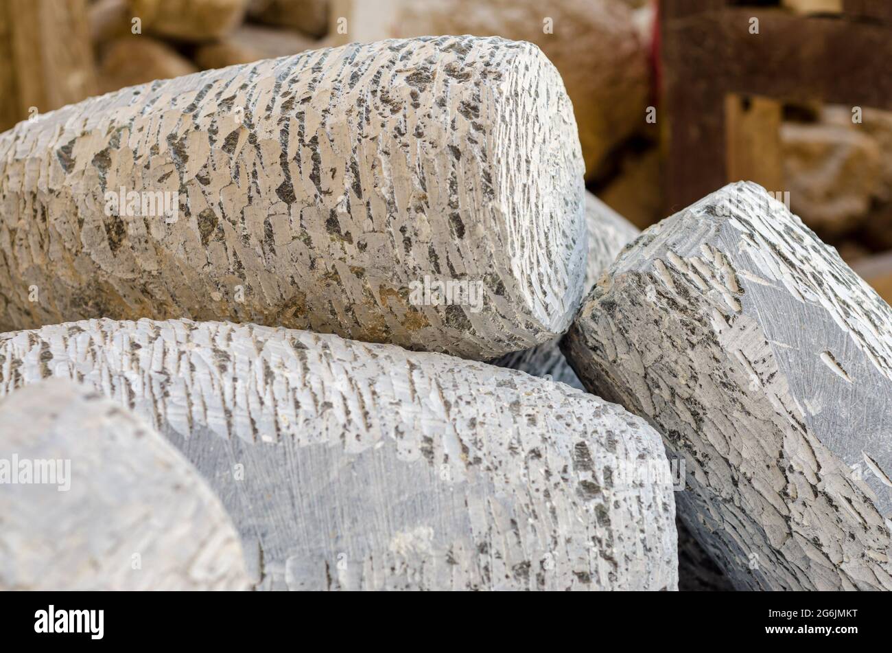Pezzi di pietra di alabastro artigianale in Egitto primo piano Foto Stock