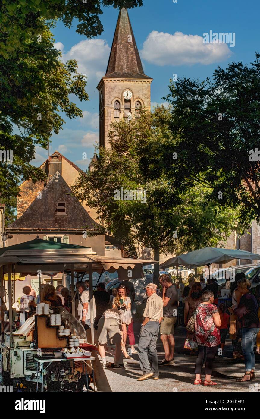 Marché De Producteurs De Pays / mercato agricolo a Dégagnac, dipartimento del Lot, Francia Foto Stock