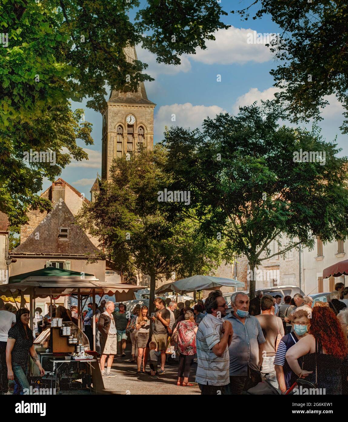 Marché De Producteurs De Pays / mercato agricolo a Dégagnac, dipartimento del Lot, Francia Foto Stock