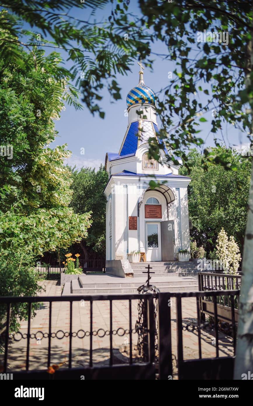 Krasnodar krai, Russia - Giugno 15 2021 Cappella dell'icona della Madre di Dio del segno, nel territorio di Krasnodar autostrada Elizavetinskoe, vicino al Foto Stock