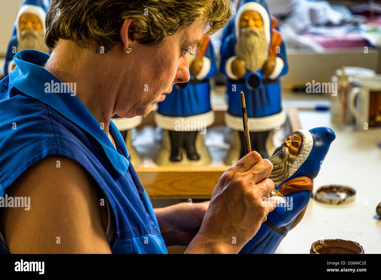 Marolin Manufacture fondata da Richard Mahr produce figurine Papier-Mache finemente dettagliate a Steinach, Germania Foto Stock