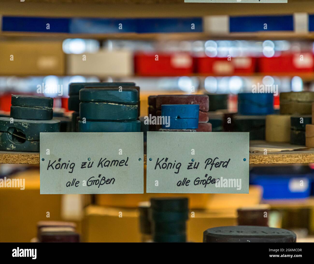 Marolin Manufacture fondata da Richard Mahr produce figurine Papier-Mache finemente dettagliate a Steinach, Germania Foto Stock