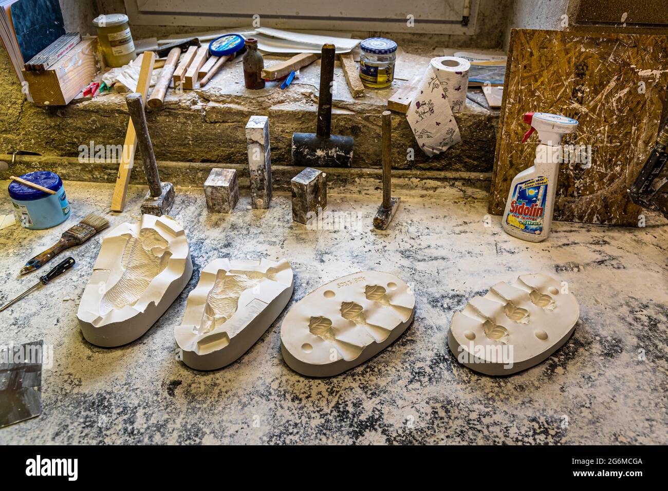 Marolin Manufacture fondata da Richard Mahr produce figurine Papier-Mache finemente dettagliate a Steinach, Germania Foto Stock