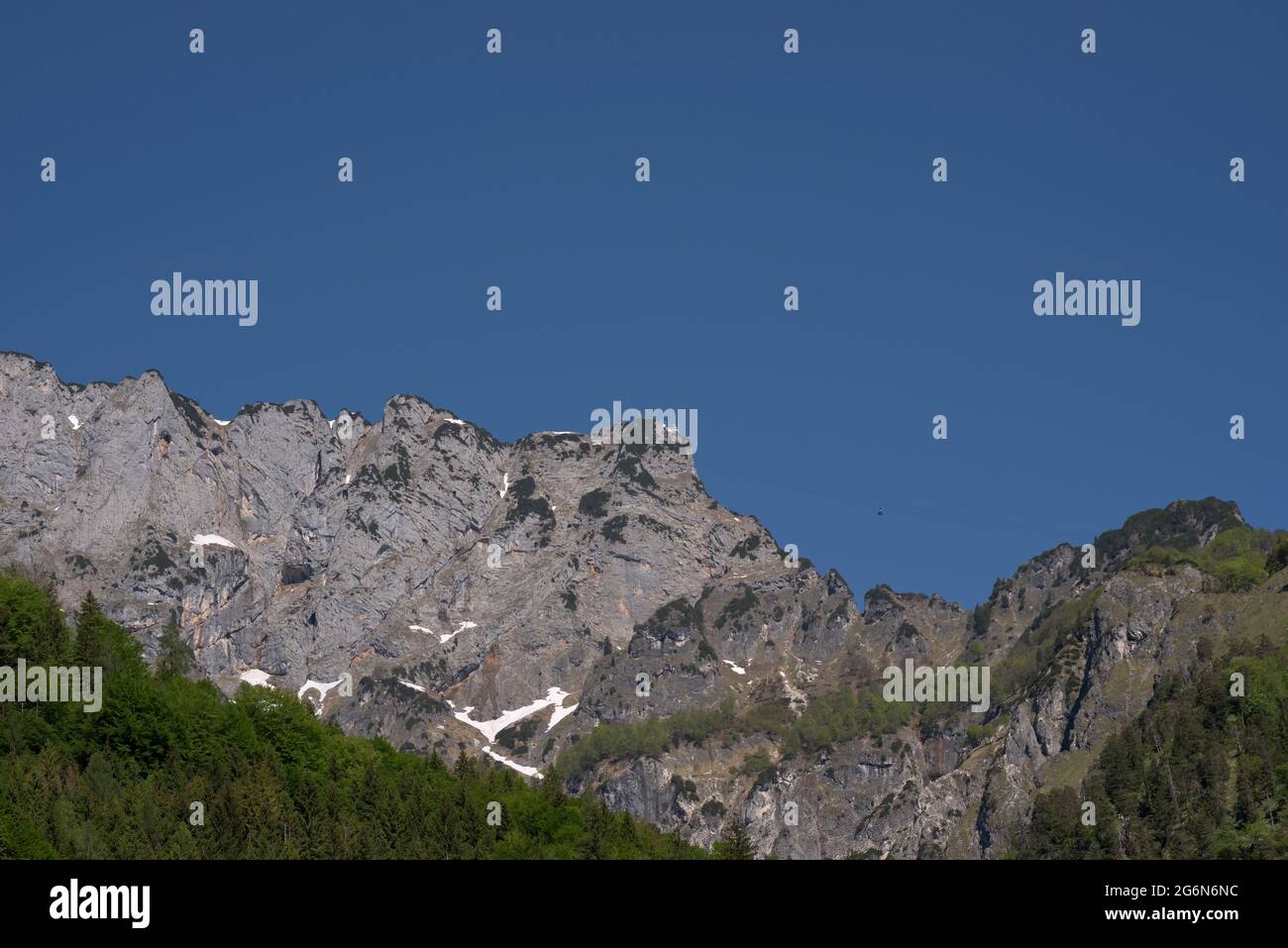 Vista della montagna Untersberg e cabina della funivia, Baviera, Germania Foto Stock