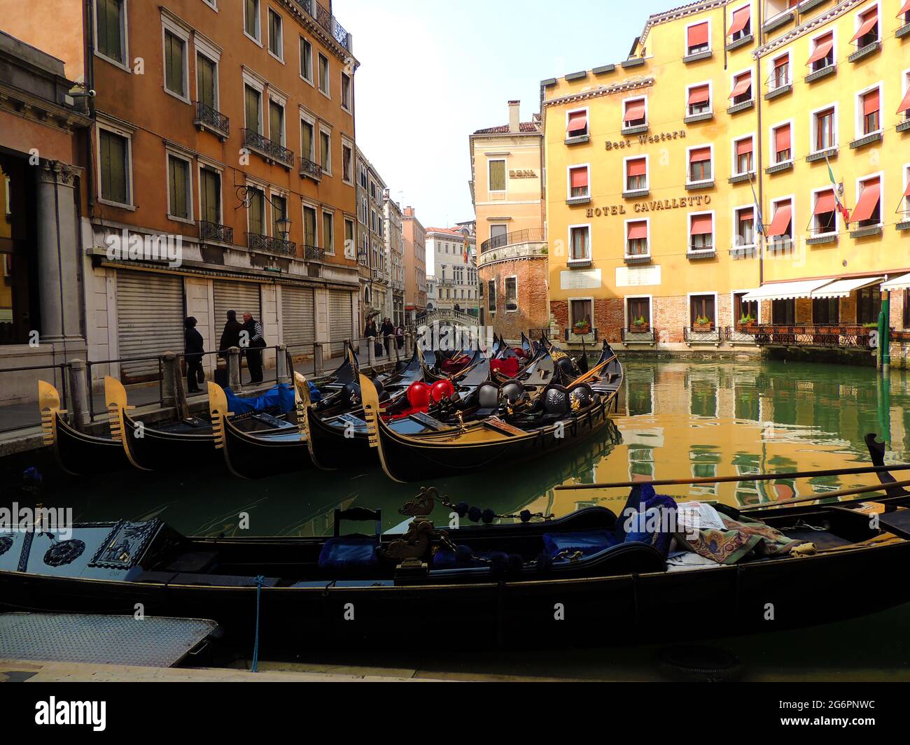Un parcheggio in gondola dietro il Best Western Hotel cavalletto, Venezia, Italia (foto scattata nel 2014) Foto Stock