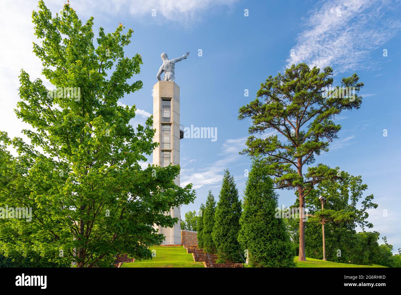 BIRMINGHAM, ALABAMA, Stati Uniti d'America - 25 MAGGIO 2016: La statua di Vulcan in cima alla Red Mountain. Foto Stock