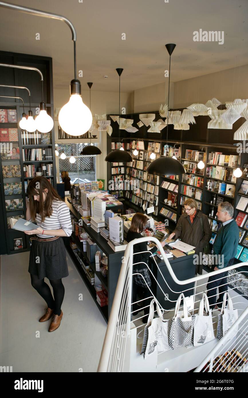 Lutyens e Rubenstein Bookshop nella Notting Hill di Londra. Foto Stock