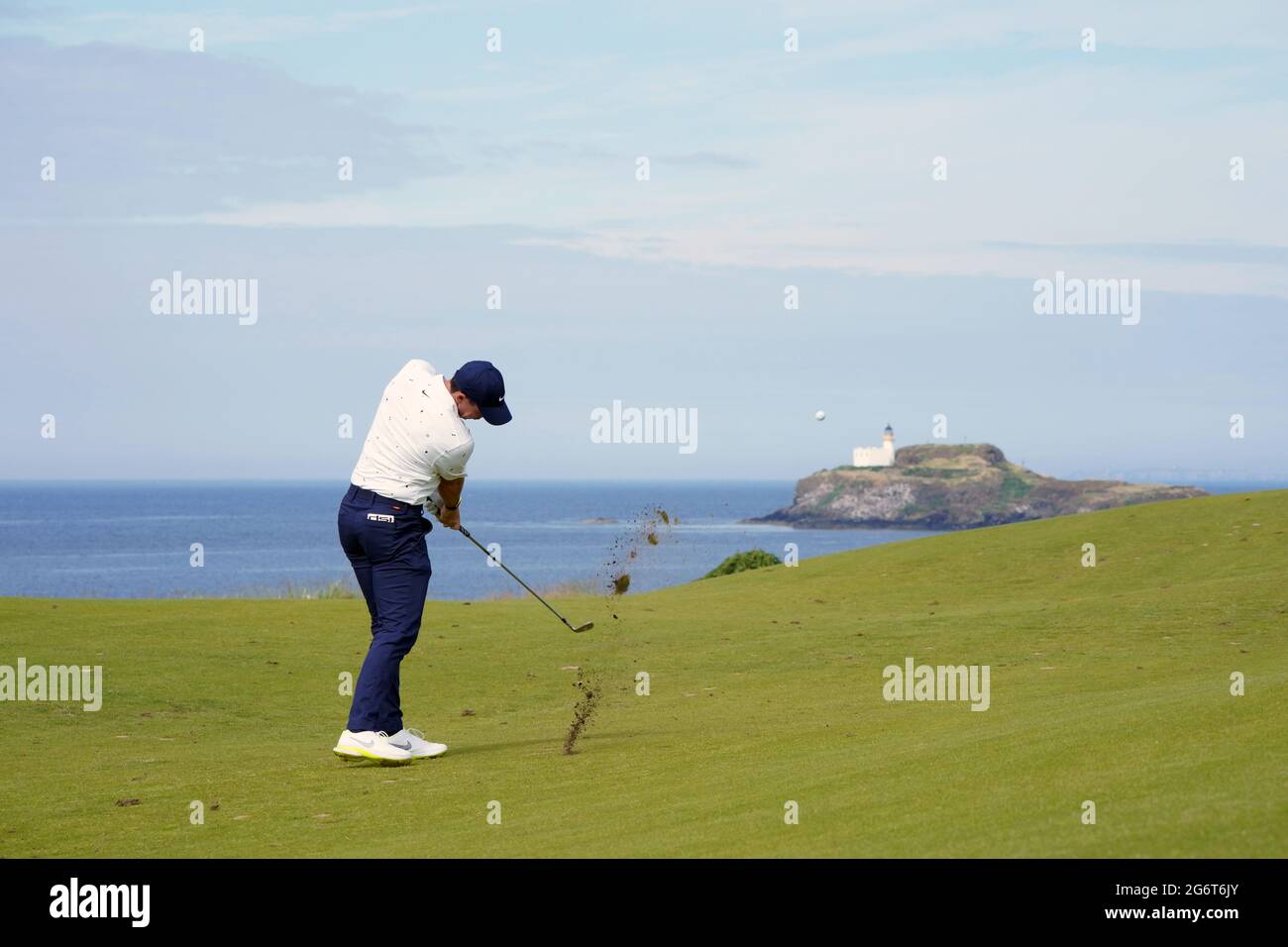 Rory McIlroy il 13 ° giorno uno degli Aberdeen Standard Investments Scottish Open al Renaissance Club, North Berwick. Foto Stock