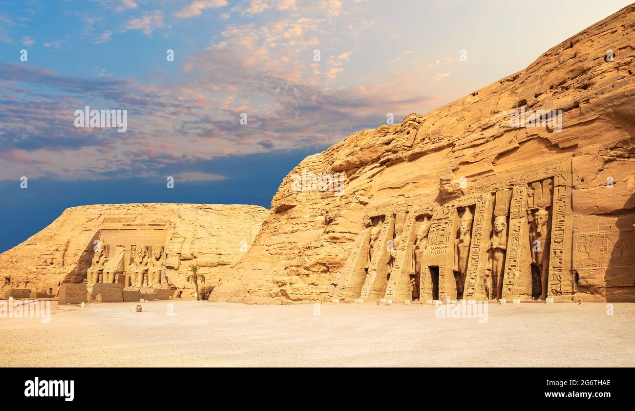 Abu Simbel, il piccolo tempio di Hathor e Nefertari, Egitto. Foto Stock