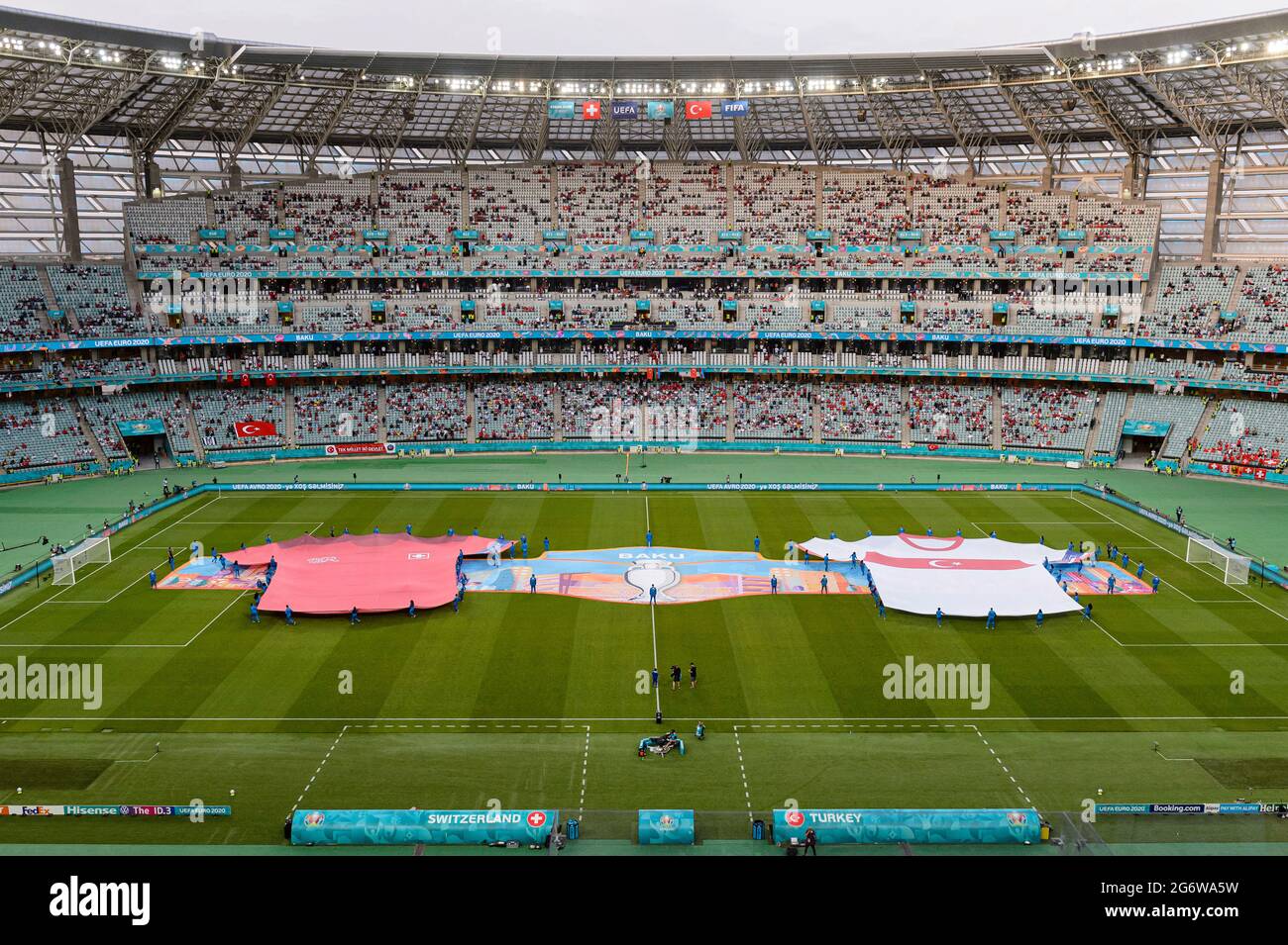 Baku, Azerbaigian - Giugno 20: Una vista dello Stadio Olimpico di Baku  durante il riscaldamento del Campionato UEFA Euro 2020 Gruppo A partita tra  la Svizzera e Foto stock - Alamy
