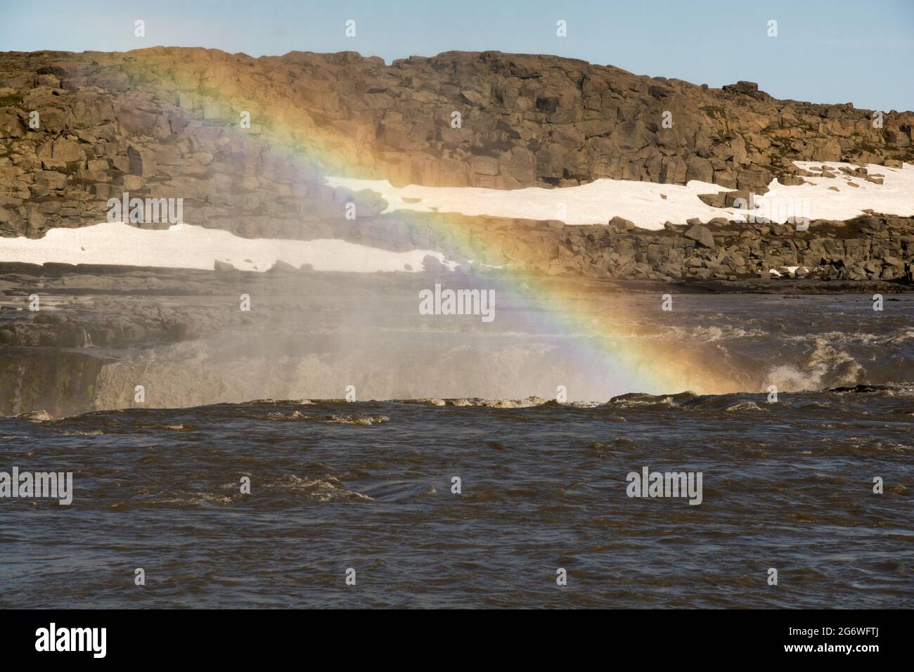 Arcobaleno sull'orlo della cascata Selfoss Foto Stock