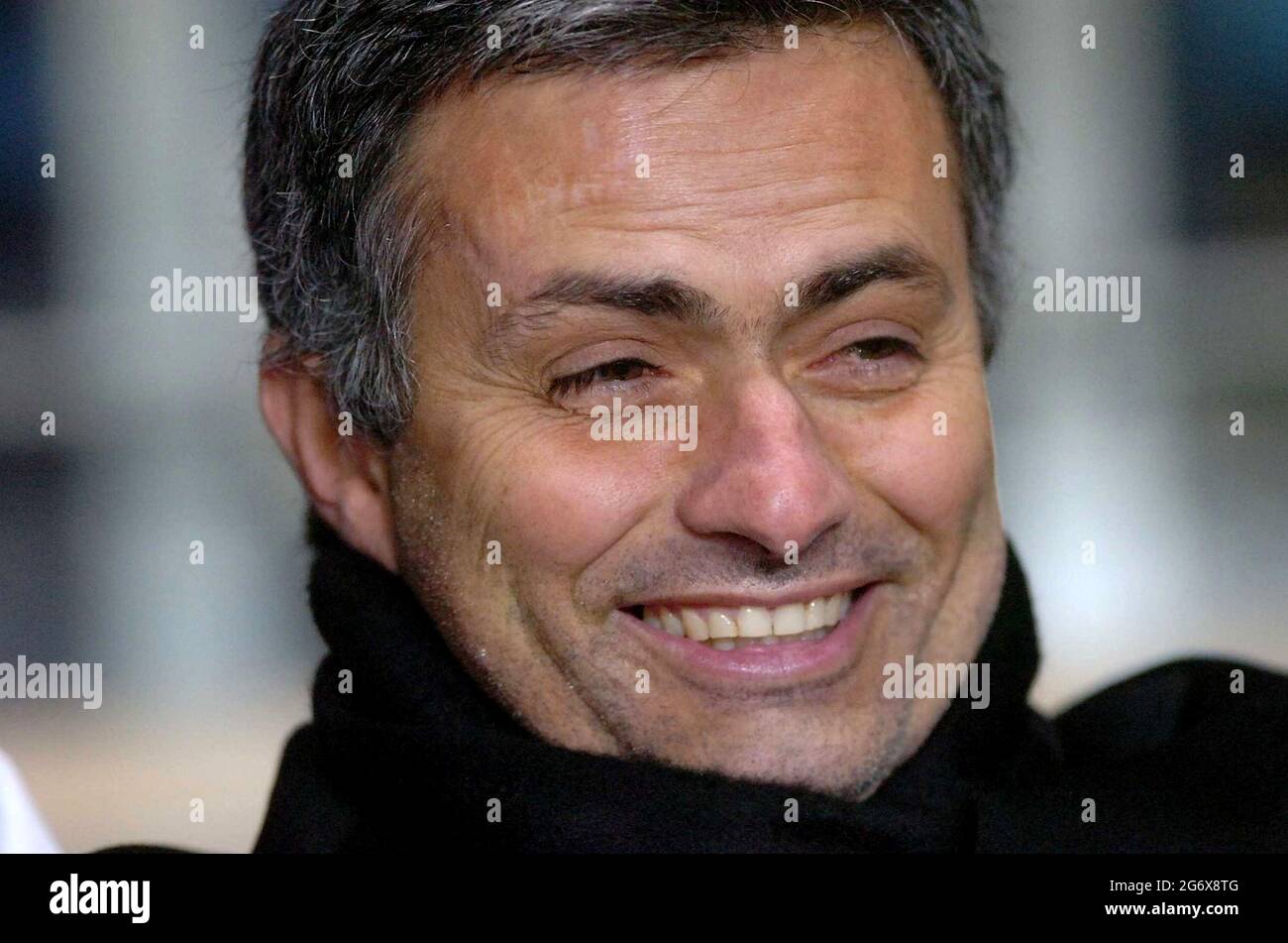 Jose Mourinho manager di Chelsea Aston Villa / Chelsea nella premiership da Villa Park, Birmingham. 01/02/2006 Foto Stock