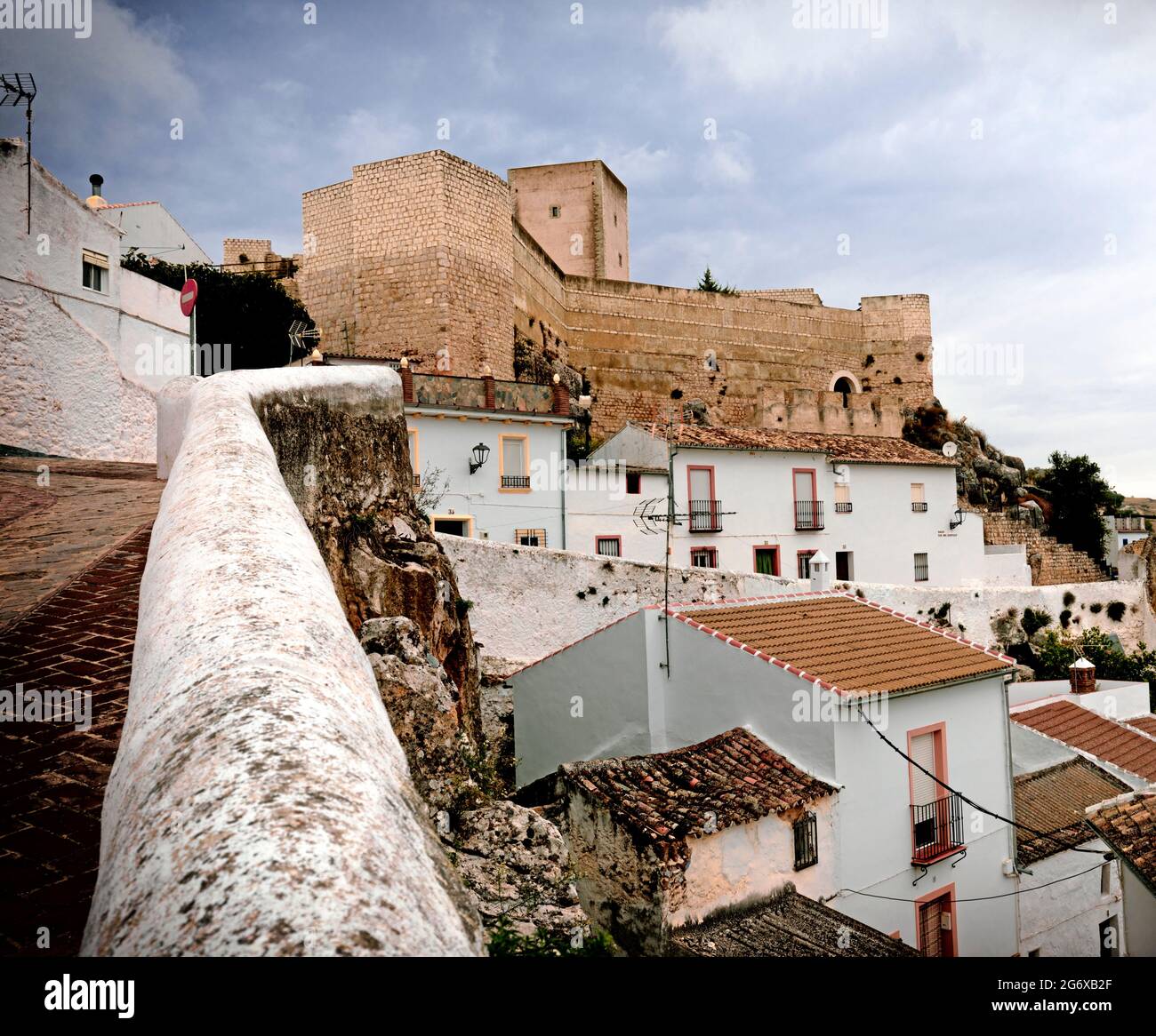 Cañete la Real, Provincia di Malaga, Andalusia, Spagna. Castello di Cañete la Real, noto anche come Castillo de Hins-canit. Le sue origini risalgono al IX secolo Foto Stock
