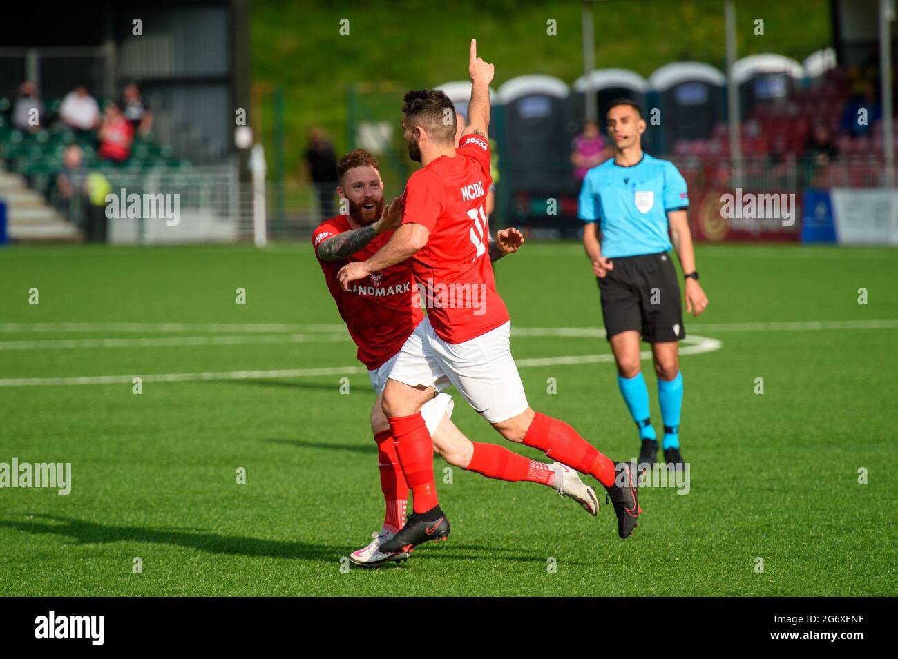 Oswestry, Inghilterra 08 luglio 2021. UEFA Europa Conference League prima partita di qualificazione tra Bala Town e Larne. Foto Stock