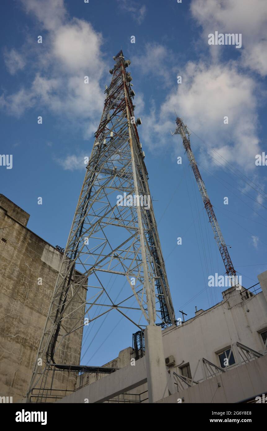 Torri di telecomunicazione nella città di Buenos Aires, Argentina Foto Stock