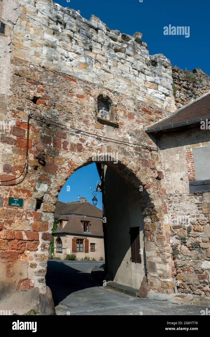 Herisson etichettato piccola città di carattere. La porta del fiume. Allier. Auvergne Rodano Alpi. Francia Foto Stock