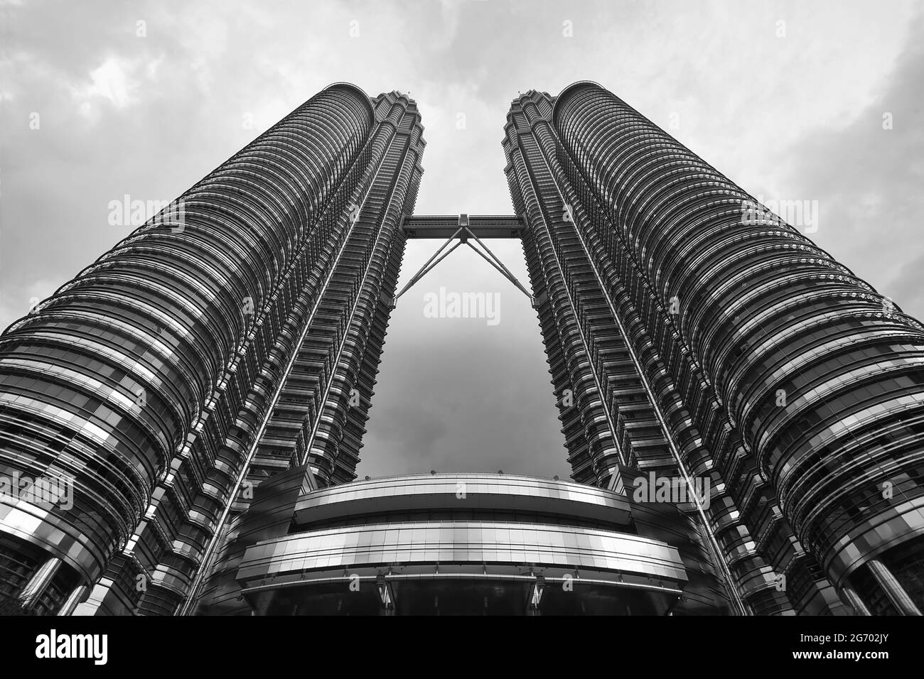 architettura a kuala lumpur. torri futuristiche Foto Stock