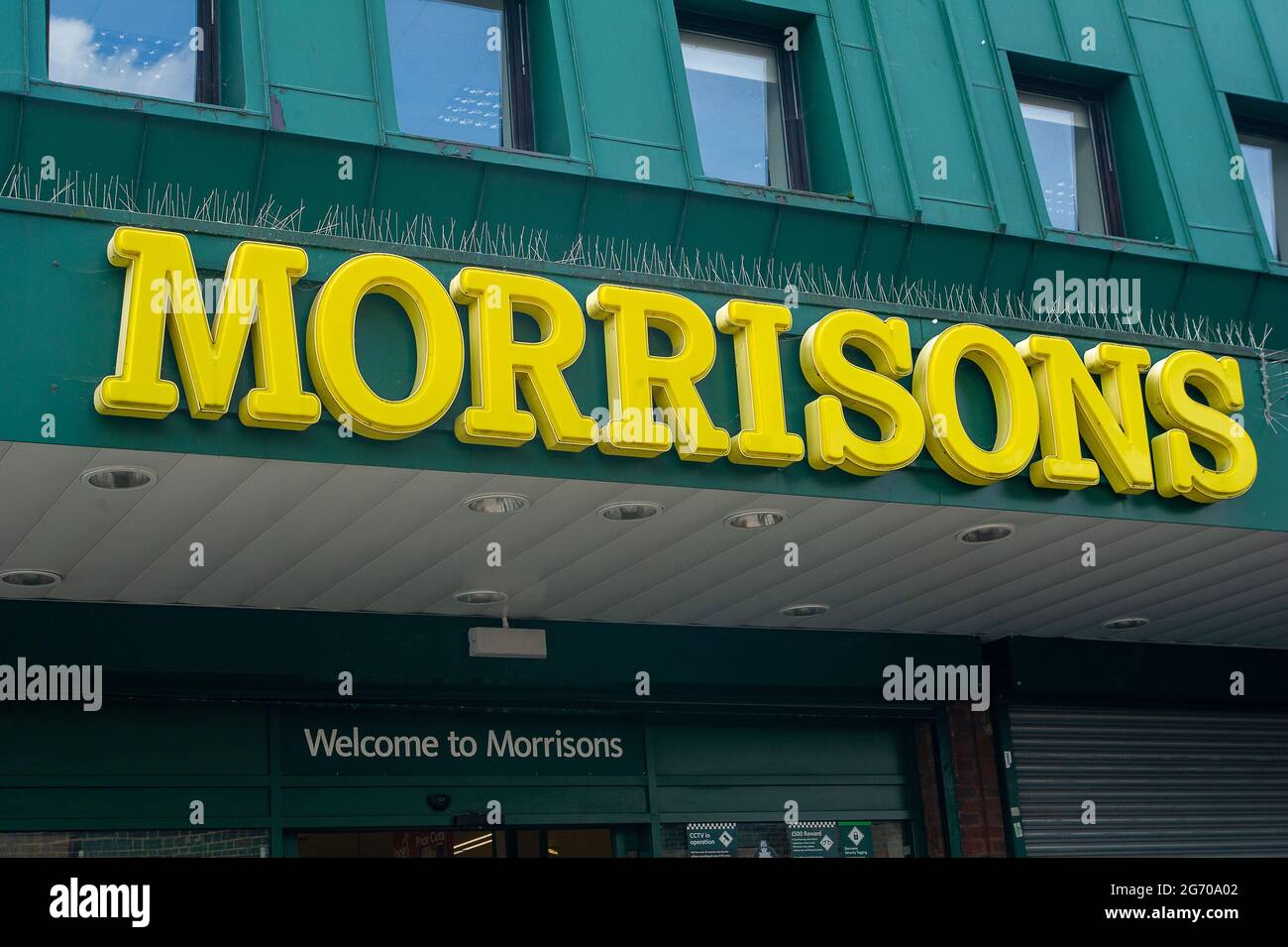 West Drayton, London Borough of Hillingdon, Regno Unito. 9 luglio 2021. I proprietari dei supermercati Morrisons sono ampiamente segnalati per essere in considerazione una vendita della loro attività ad una società di private equity chiamata Fortezza per £6,3 miliardi. Credit: Maureen McLean/Alamy Live News Foto Stock