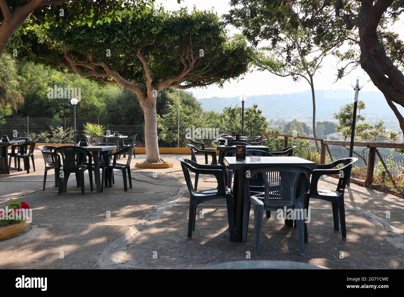 Capo Vaticano - Terrazza panoramica del bar del belvedere Foto Stock