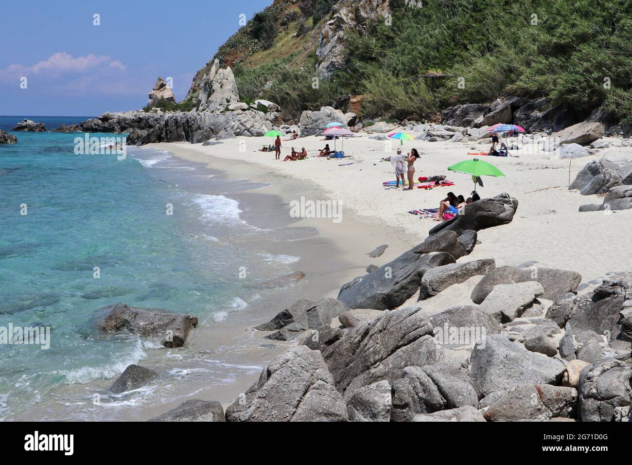 Parghelia - Spiaggia di Michelino dalla scogliera Foto Stock