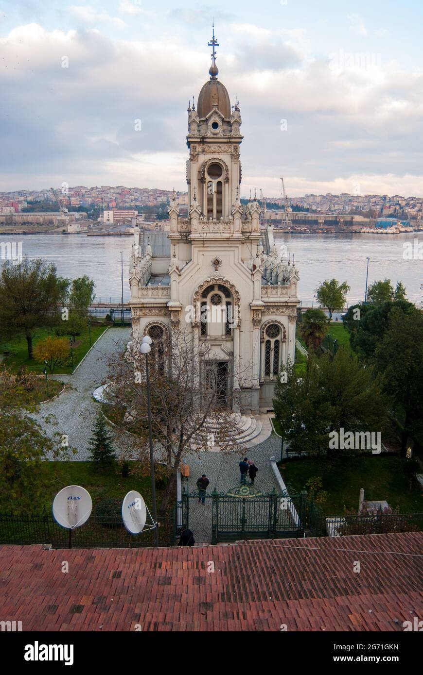 Balat,Fatih/İstanbul -28/11/2008 : Vista esterna della chiesa bulgara Sveti Stefan di Istanbul Foto Stock